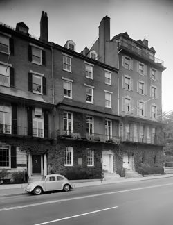 Mysteries Unveiled: A Haunted Journey through Boston’s Ghosts Tour