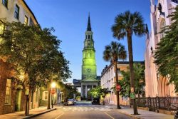 Unveil the Haunting Secrets of Charleston on a Ghost Tour