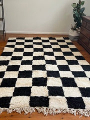 Black And White Rug