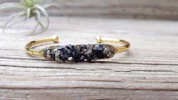 Why Everybody Likes Black Tourmaline Jewelry