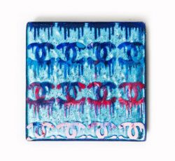 Crafting Elegance: The Artistry of Fused Glass Platers