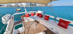 Xclusive Yachts X 9 m – yacht rental dubai