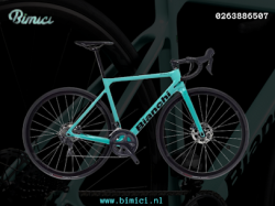 Boost je fietservaring met de nieuwste collectie van Bianchi fietskleding!