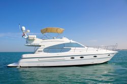 Xclusive Yachts X 9 g – yacht rental dubai