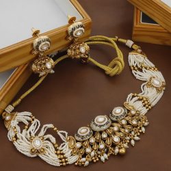 Antique Kundan Choker Set With Moti