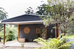 REJUVENATE IN NATURE’S EMBRACE: LODGE WITH OUTDOOR BATH IN DORRIGO