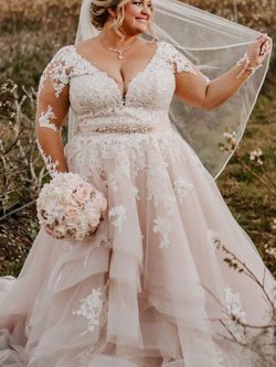 plus size weddings