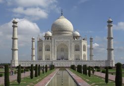 Lucknow to Agra Bus | Lucknow to Agra Bus Booking