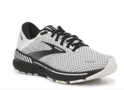 Athletic shoe clearance