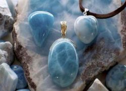 Advantages of Larimar Wedding bands