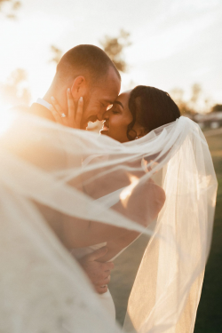 The Essential Wedding Planner Guide: Forget Me Not Journals