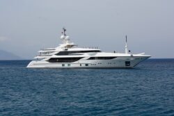 Best Luxury Yacht Rental UAE