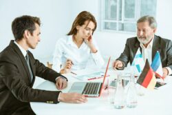 5 Indicators You Should Hire Translation Consultants in Bahrain