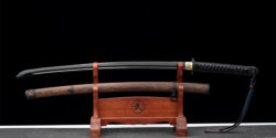 Katana vs Sword: Key Differences for Collectors and Enthusiasts