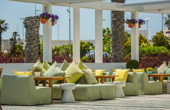6 Must-Have Best Outdoor Furniture Dubai for 2025