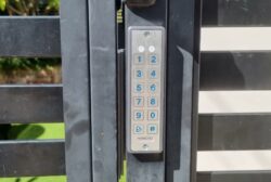 Electrician Iluka
