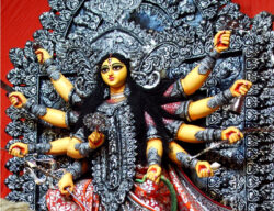 Lightweight & Durable Fiberglass Durga Idols – Book Now!