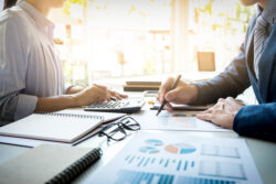 How to Consolidate Financial Statements for Global Operations
