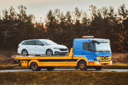 Same-Day Damaged Car Transport in Sunshine Coast