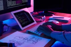 Privacy-Focused DApps: Zero-Knowledge Proofs and Confidential Computing