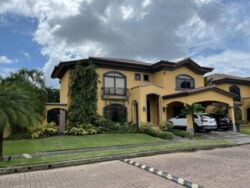Houses For Rent in Panama