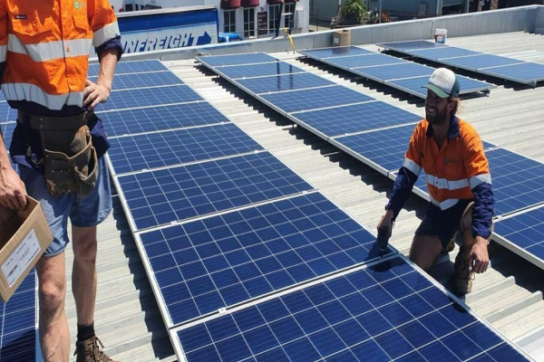 Commercial Solar Installation in Melbourne That Maximises Energy Efficiency
