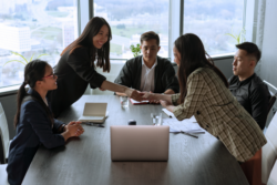 How Managed BI Services Reduce Operational Costs