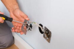 Level 2 Electrician Newtown
