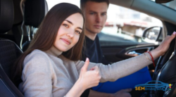 Manual vs. Automatic: Which Type of Driving Lessons Are Right for You?