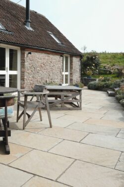 Raj Beige Flagstone