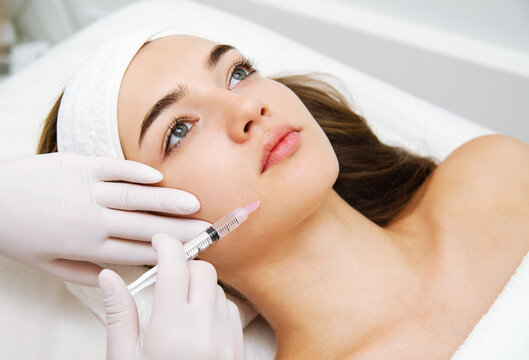 Does Exosomes Therapy Work for Oily or Acne-Prone Skin?