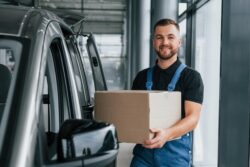 Short-Distance Moves: Why Is Man and Van The Best Option?