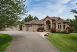Top Kingston Real Estate Agent for Buyers and Sellers