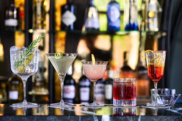 Wedding Bar Catering in St. Paul That Moves With Your Vision