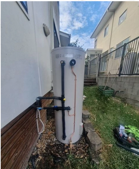 Hot water plumber brisbane