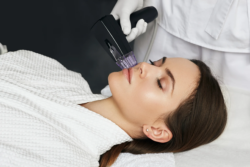 Why is Morpheus8 popular for non-surgical facelifts?