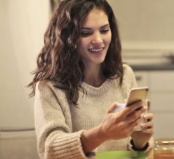 PROFESSIONAL ON HOLD MESSAGING SYSTEM