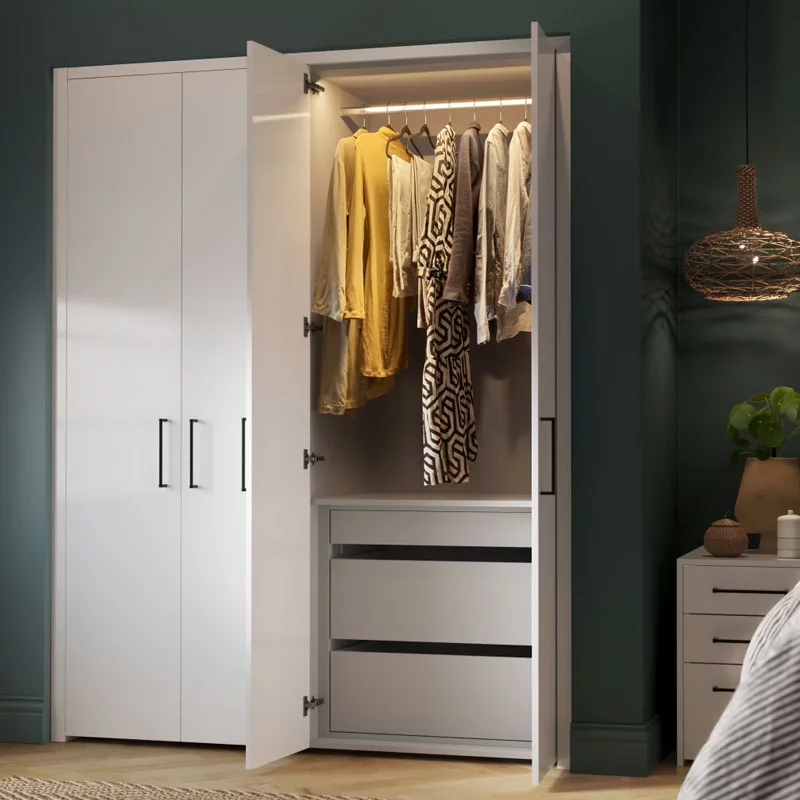 Bespoke Fitted Wardrobes London | Walk in Wardrobes London