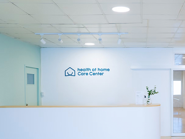 Impress Visitors with Custom Lobby & Reception Signs!