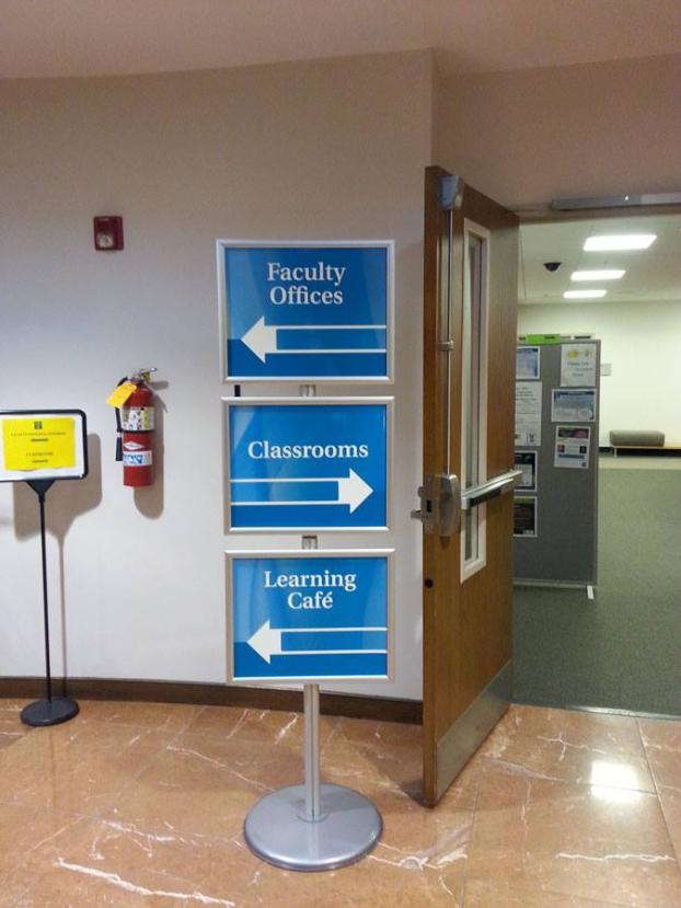 Guide Your Customers with Custom Directional Signs in Blountville