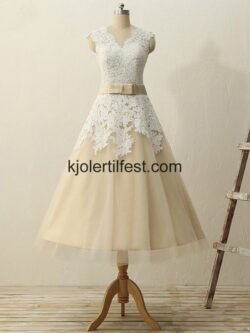 Champagne Te-lengde Blonder Brudekjoler