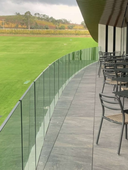 Choose a Durable Frameless Balustrade