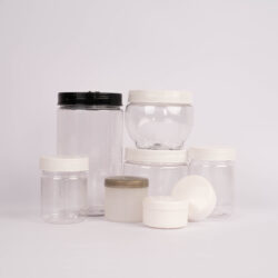 التميز في تصنيع الاسطمبات المتخصصة – كيف أصبحت شركة PlastiFormCO رائدة في صناعة قوالب البلاست