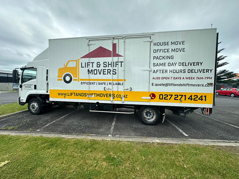 Furniture Delivery Services| Commercial Furniture Deliveries | Lift and Shift Movers Limited