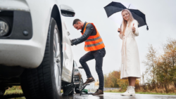 Top Benefits of Choosing 24 Hour Roadside Assistance